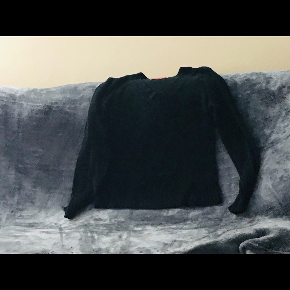 Women’s Soft V Neck Sweater